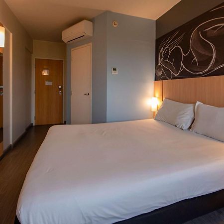 Hotel Ibis Guaratingueta Aparecida - Circuito Da Fe Exteriér fotografie