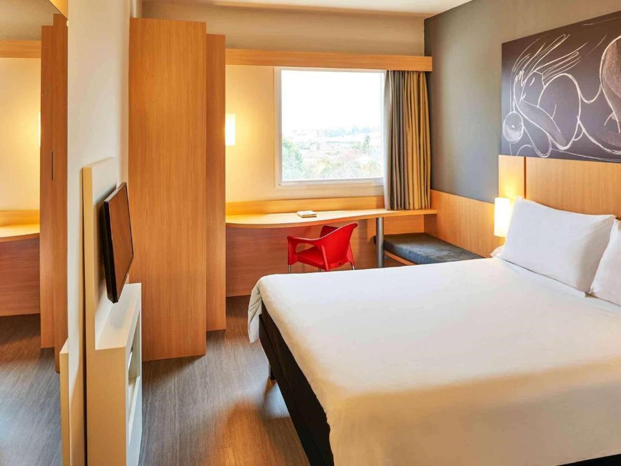Hotel Ibis Guaratingueta Aparecida - Circuito Da Fe Exteriér fotografie