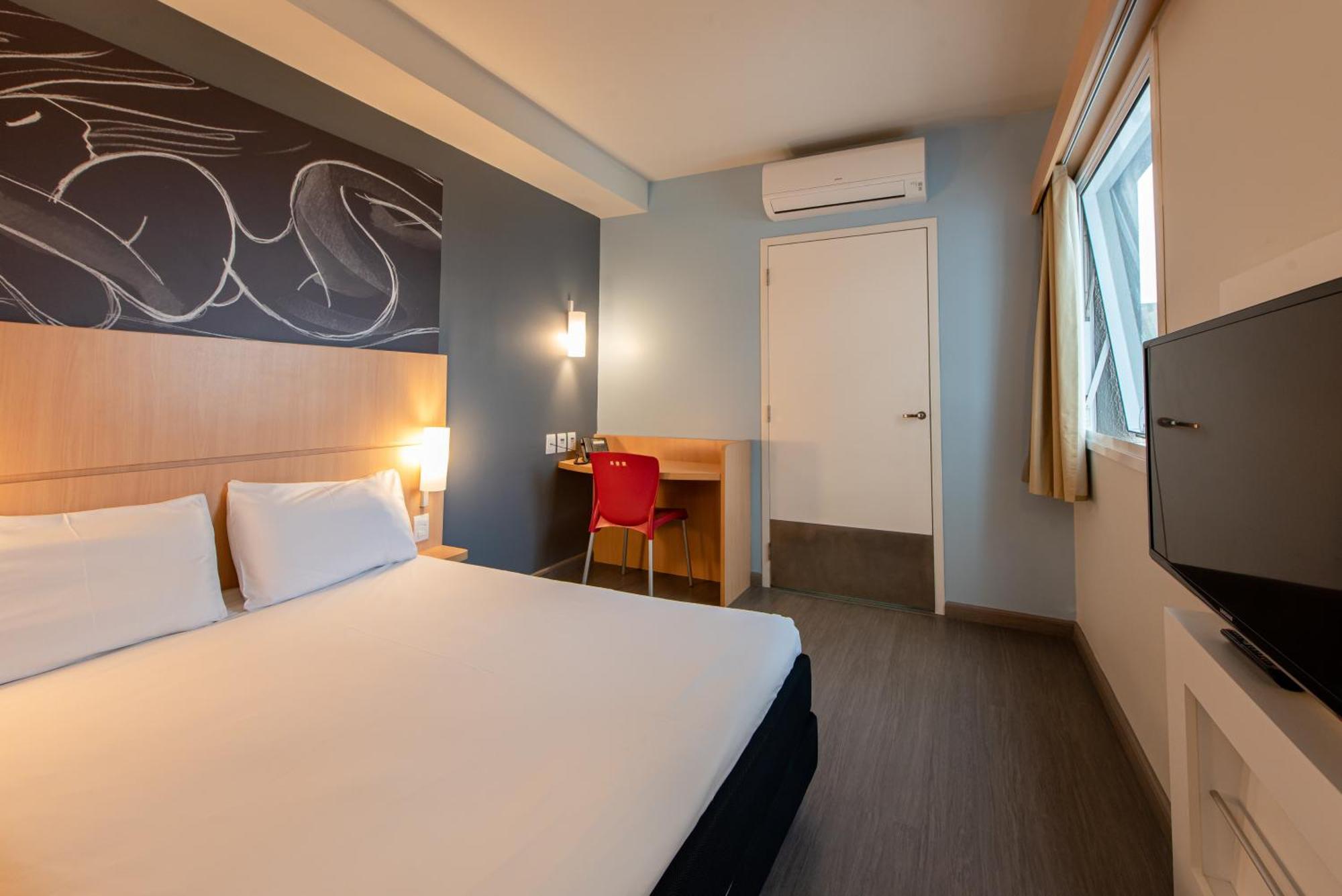 Hotel Ibis Guaratingueta Aparecida - Circuito Da Fe Exteriér fotografie